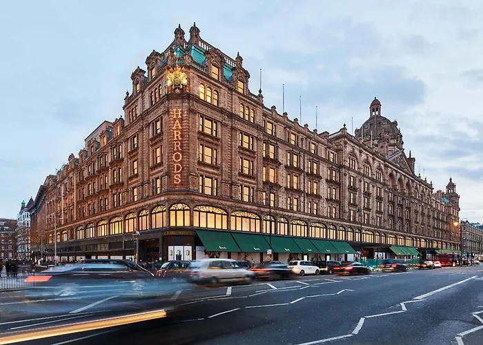 Heavenly Stays, Knightsbridge, Elegant 2-Bd Escape